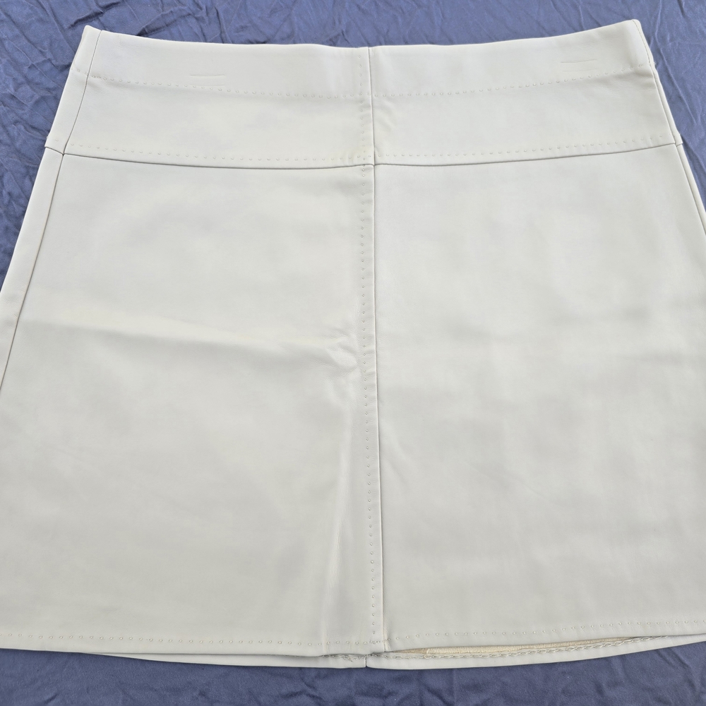Max Studio Cream Mini Skirt - Picture 2 of 7